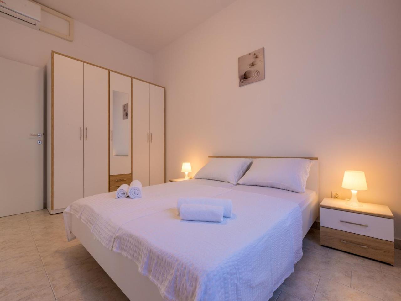 Apartment Duda Novi Vinodolski Eksteriør billede