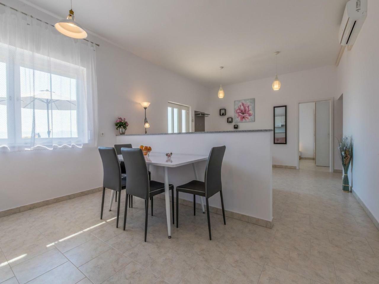 Apartment Duda Novi Vinodolski Eksteriør billede