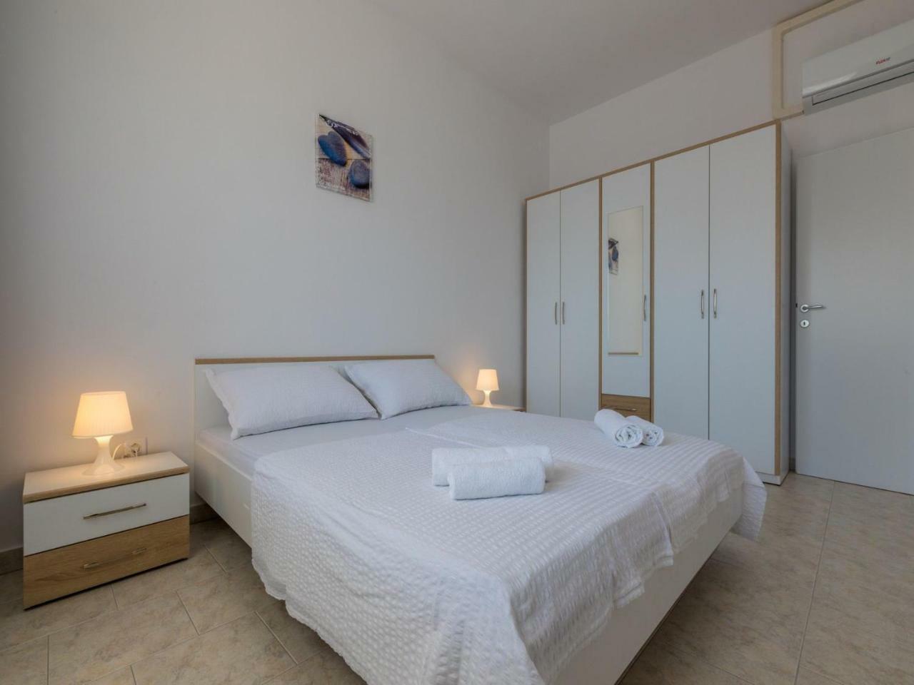 Apartment Duda Novi Vinodolski Eksteriør billede